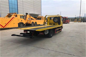 榆社非事故拖车